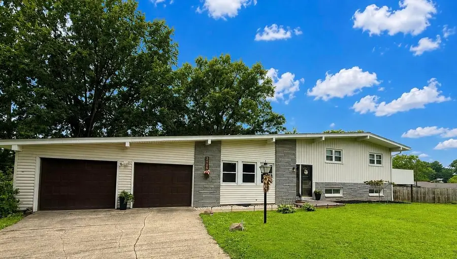 2185 Sunnyhill Drive Ne, Lancaster, OH 43130 - #3