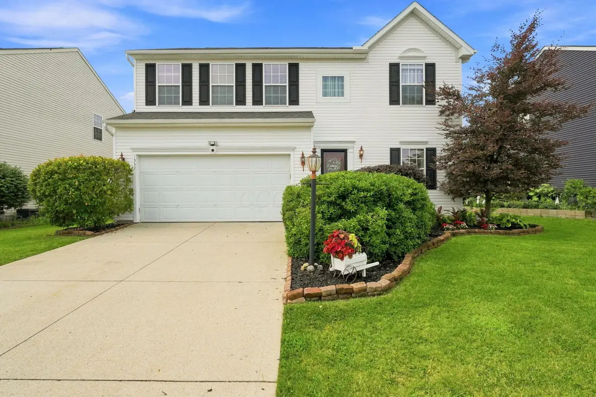 1332 Wagy Square, Pataskala, OH 43062 - #1