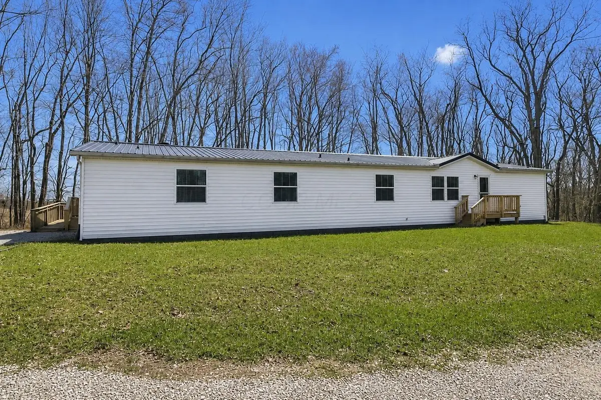 2525 Panther Drive Ne, New Lexington, OH 43764 - #1