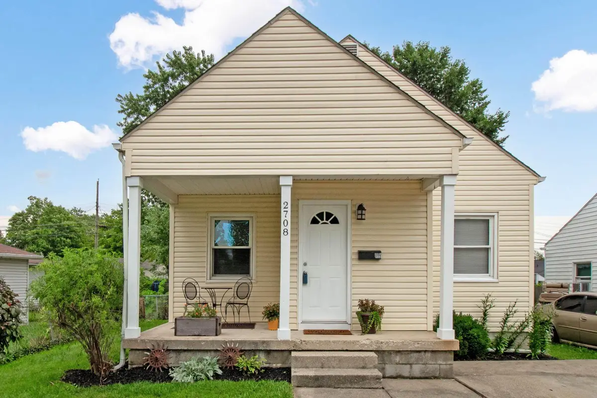 2708 N Hiawatha Street, Columbus, OH 43211 - #1