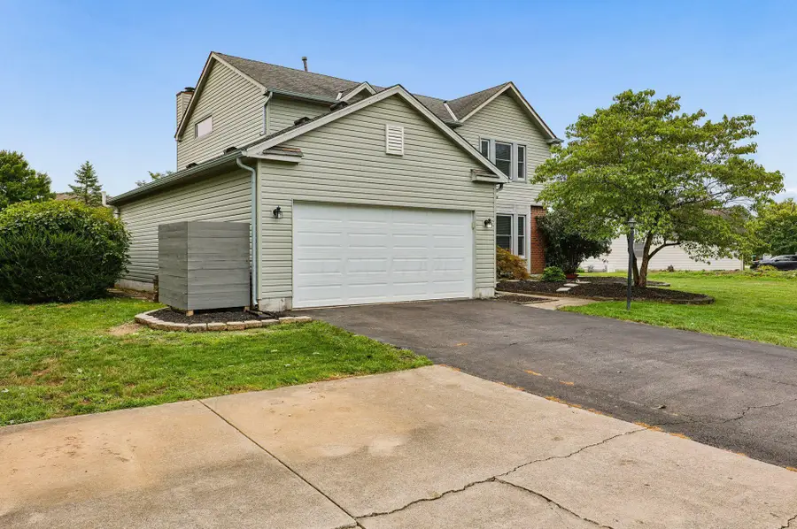 13690 Sudbury Drive, Pickerington, OH 43147 - #3