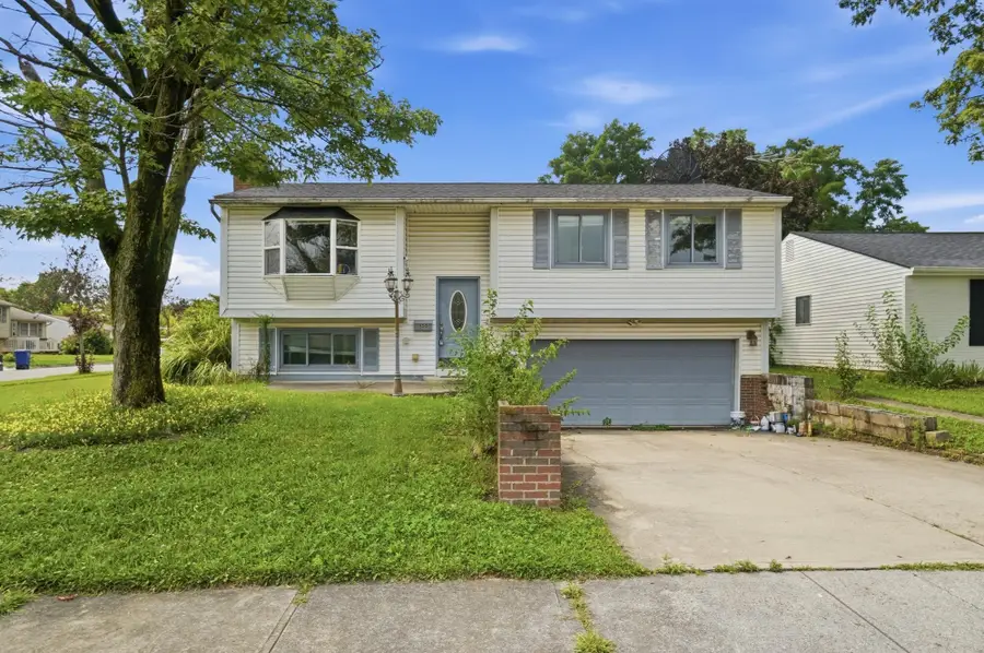 555 Fox Ridge Street, Columbus, OH 43228 - #2