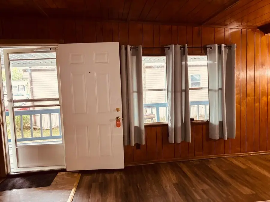 210 Cedar Street, Pataskala, OH 43062 - #2