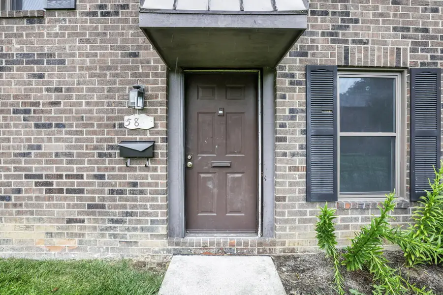 5866 Hallridge Circle, Columbus, OH 43232 - #2
