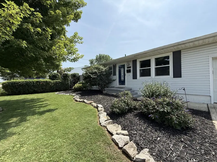 1836 Zimmer Street, Lancaster, OH 43130 - #2