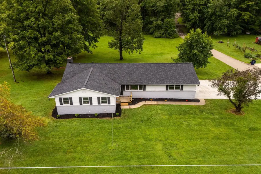 2525 Hamburg Road Sw, Lancaster, OH 43130 - #3