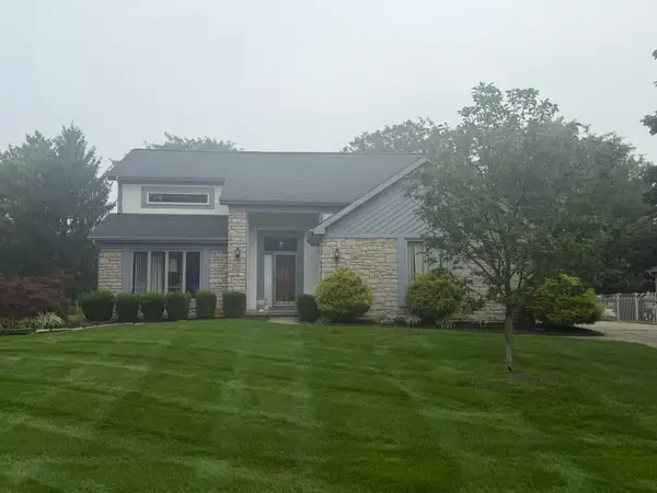 3015 Shoreline Drive, Lewis Center, OH 43035