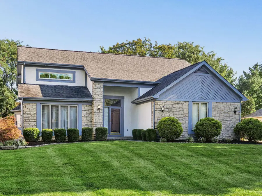 3015 Shoreline Drive, Lewis Center, OH 43035 - #2