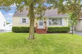 3314 Towers Court N, Columbus, OH 43227 - #1