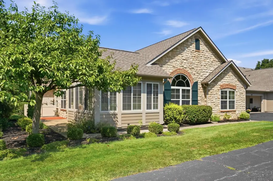 557 Ruttington Lane, Westerville, OH 43082 - #2