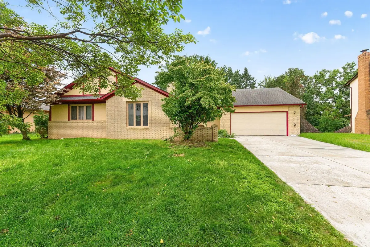2101 Walnut Hill Park Drive, Columbus, OH 43232 - #1