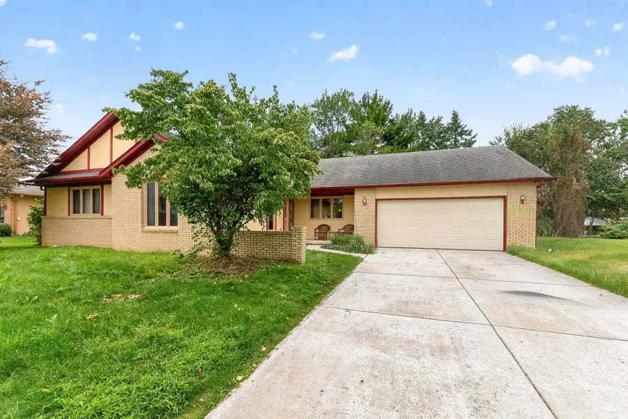 2101 Walnut Hill Park Drive, Columbus, OH 43232 - #2