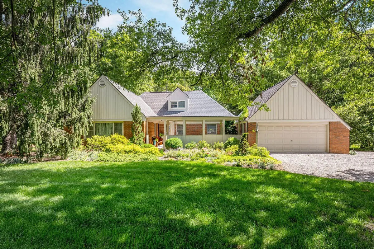 1350 Carriage Road, Powell, OH 43065 - #1