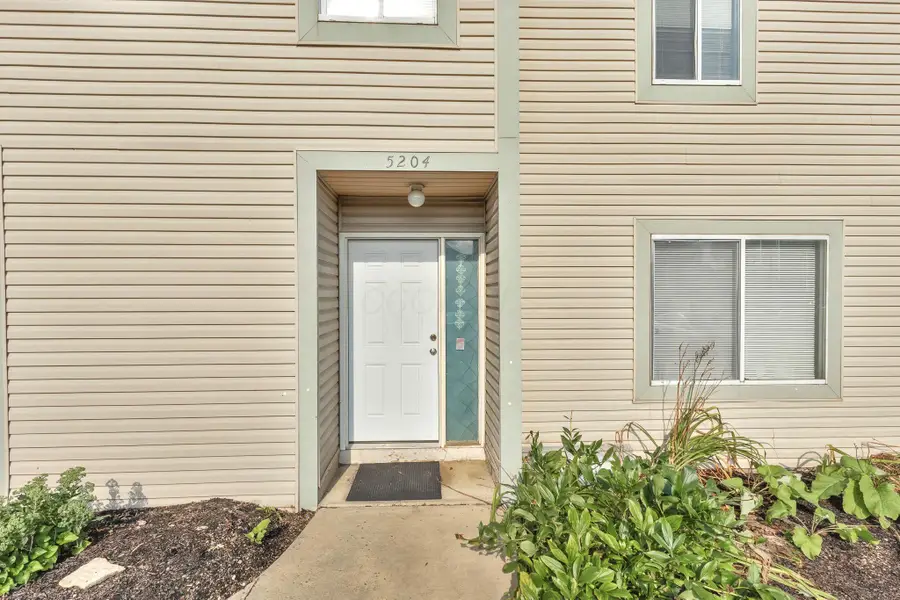 5204 Dierker Road, Columbus, OH 43220 - #2