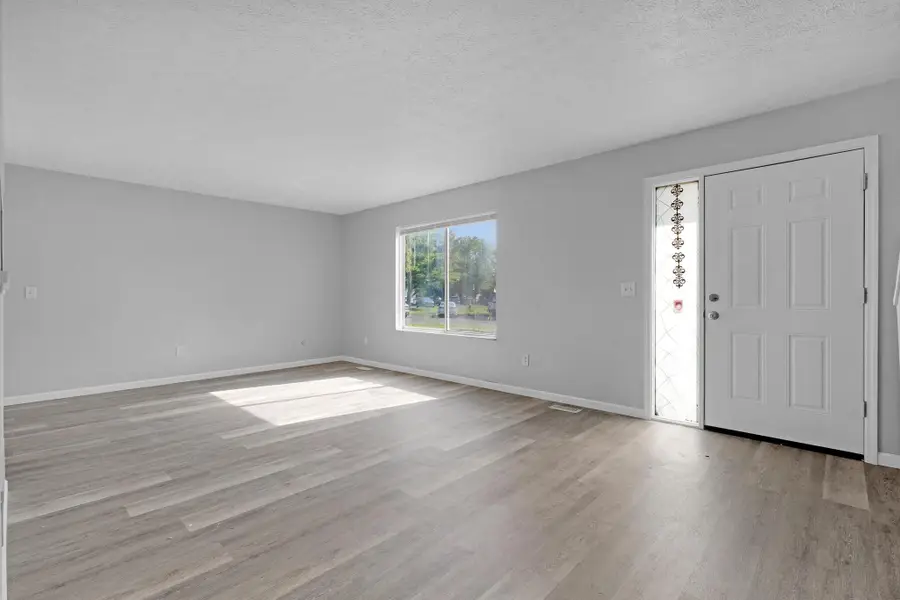 5204 Dierker Road, Columbus, OH 43220 - #3