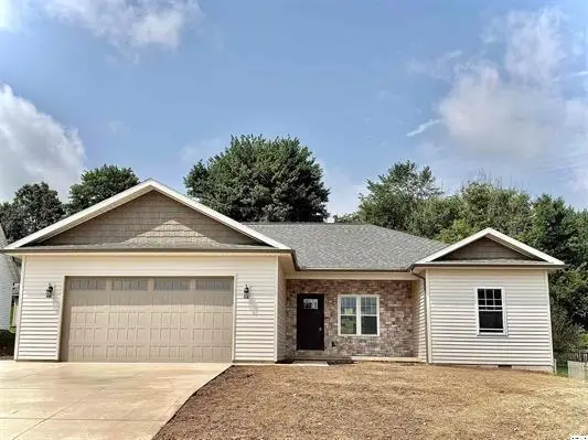 867 Fairway Drive, Howard, OH 43028