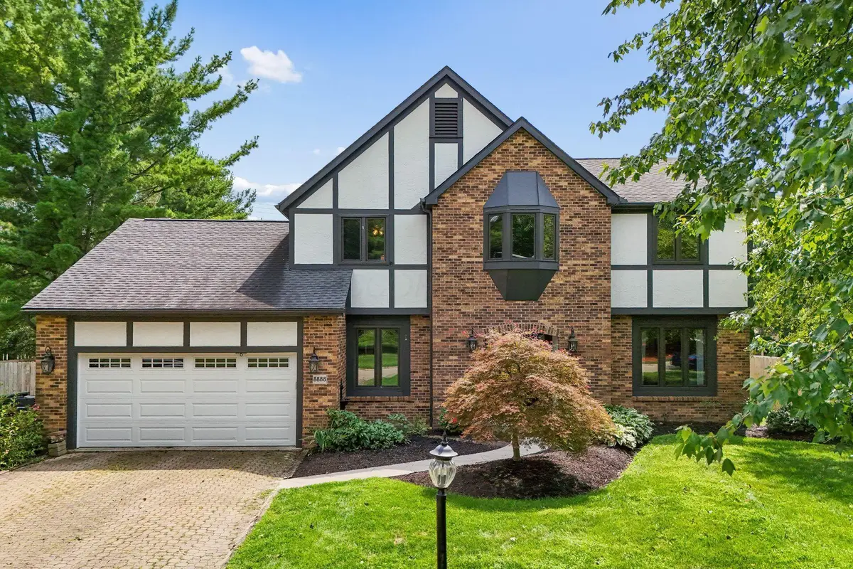 8888 Chateau Drive Nw, Pickerington, OH 43147 - #1