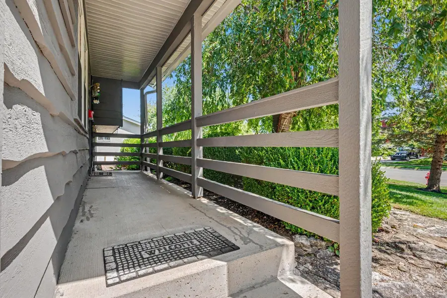 105 Granby Place W, Westerville, OH 43081 - #3