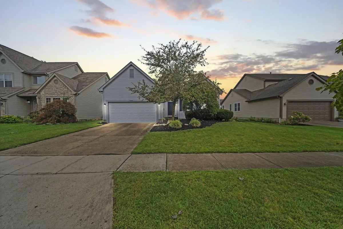 5924 Heritage Farms Drive, Hilliard, OH 43026 - #1