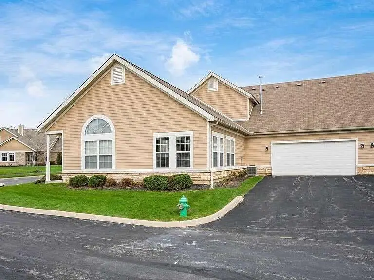 7350 Kirklington Street, Lewis Center, OH 43035 - #3