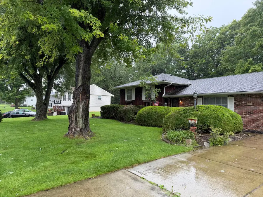 125 Lorraine Boulevard, Pickerington, OH 43147 - #2