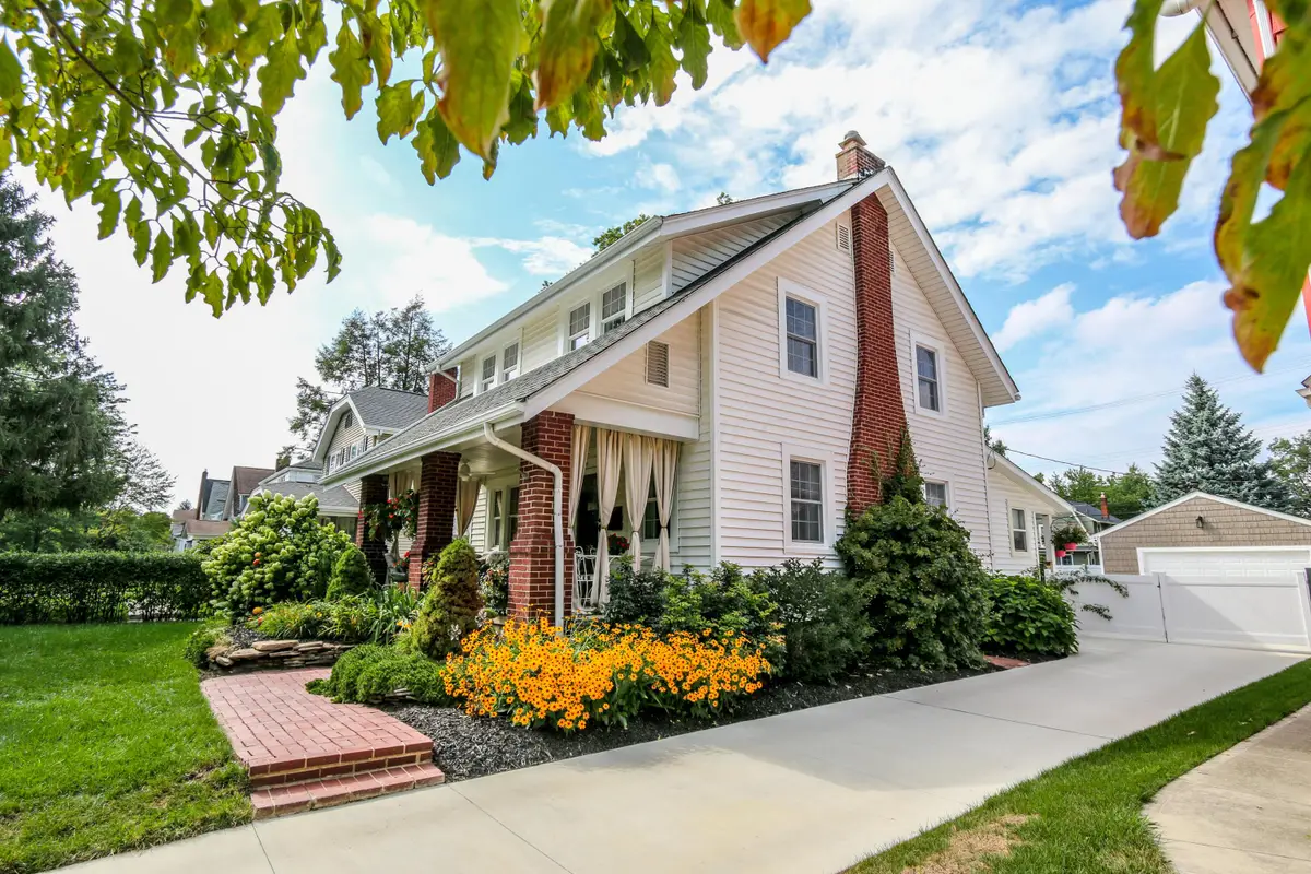 448 E Dunedin Road, Columbus, OH 43214 - #1