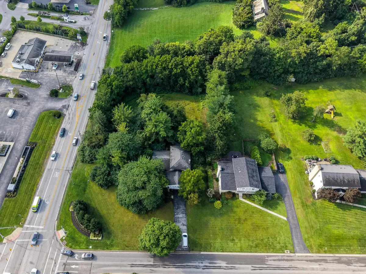 755 Clubview Boulevard S, Columbus, OH 43235 - #1