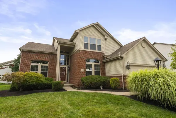 717 Preston Trails Drive, Pickerington, OH 43147