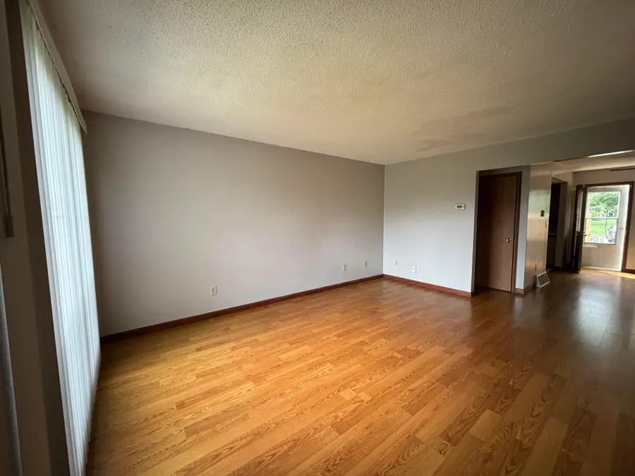 2367 Brandy Oaks Drive, Columbus, OH 43220 - #3