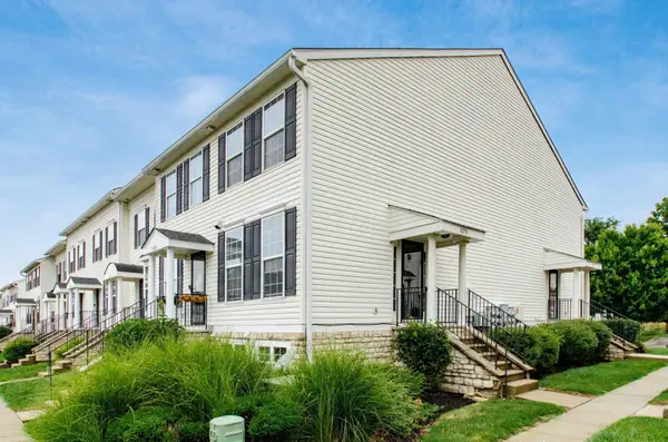 8270 Sugar Magnolia Drive, Blacklick, OH 43004