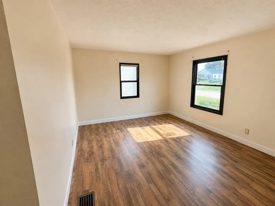 613 N Dawson Avenue, Columbus, OH 43219 - #3