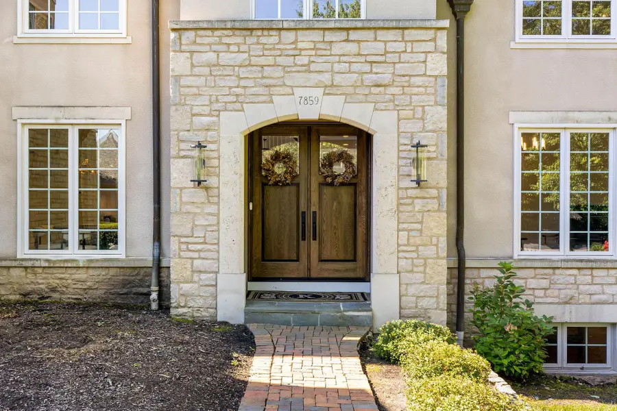 7859 Calverton Square, New Albany, OH 43054 - #3