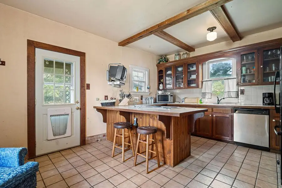 156 N Walnut Street, Mount Gilead, OH 43338 - #3