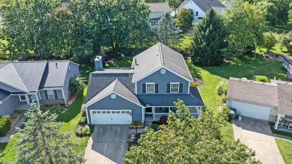 8043 Schoolside Drive, Westerville, OH 43081