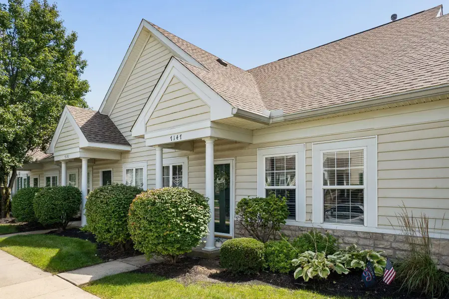 7147 Colonial Affair Drive, New Albany, OH 43054 - #3