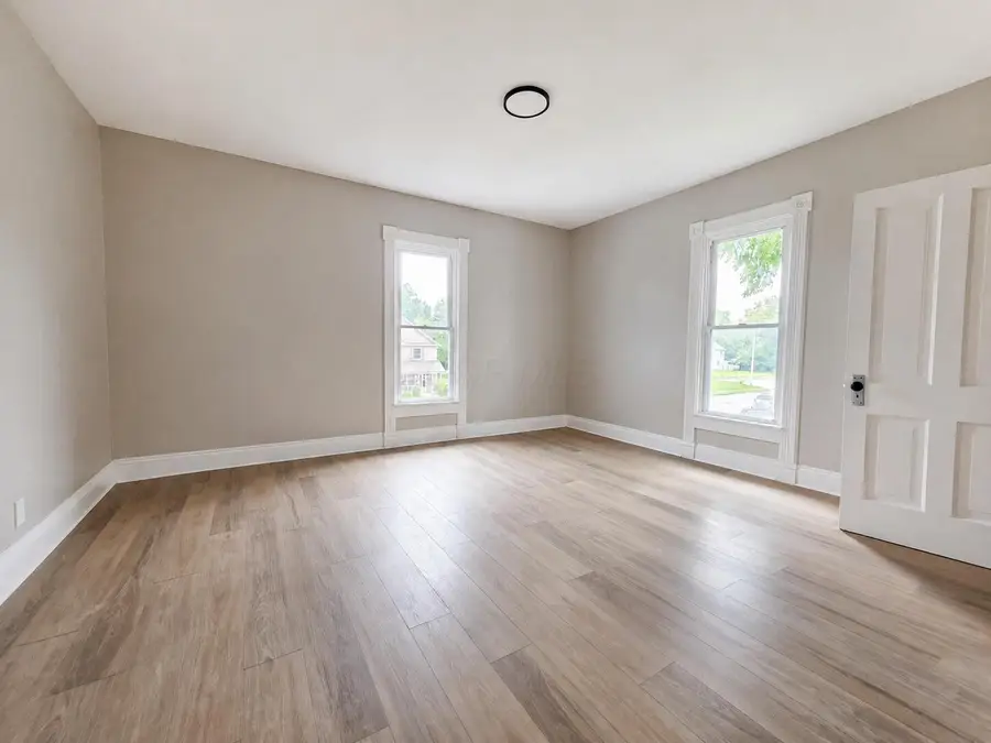 131 E Southern Avenue, Springfield, OH 45505 - #2
