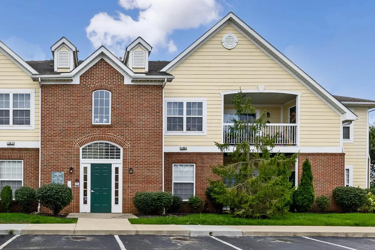 7704 S Essex Gate Drive S, Dublin, OH 43016 - #1