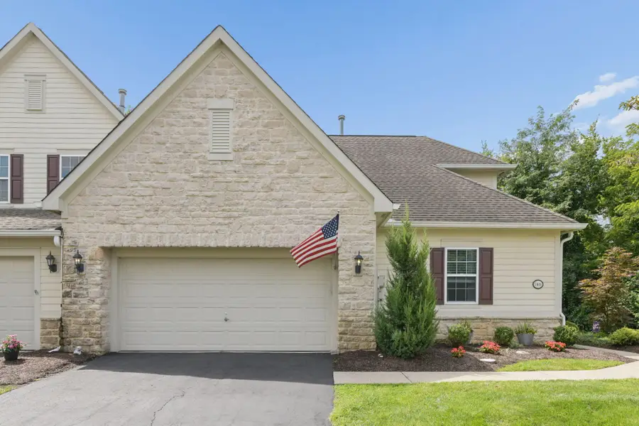 7411 Deer Valley Crossing, Powell, OH 43065 - #3