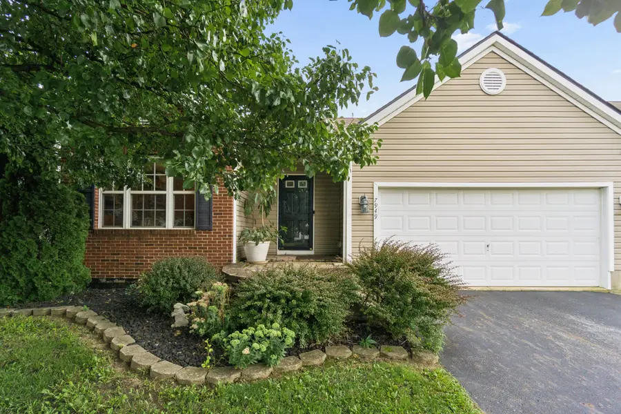 7949 Chapel Stone Road, Blacklick, OH 43004 - #2