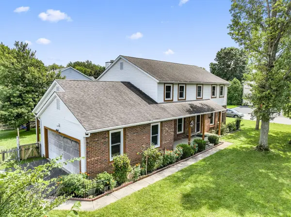 410 White Path Street, Pataskala, OH 43062