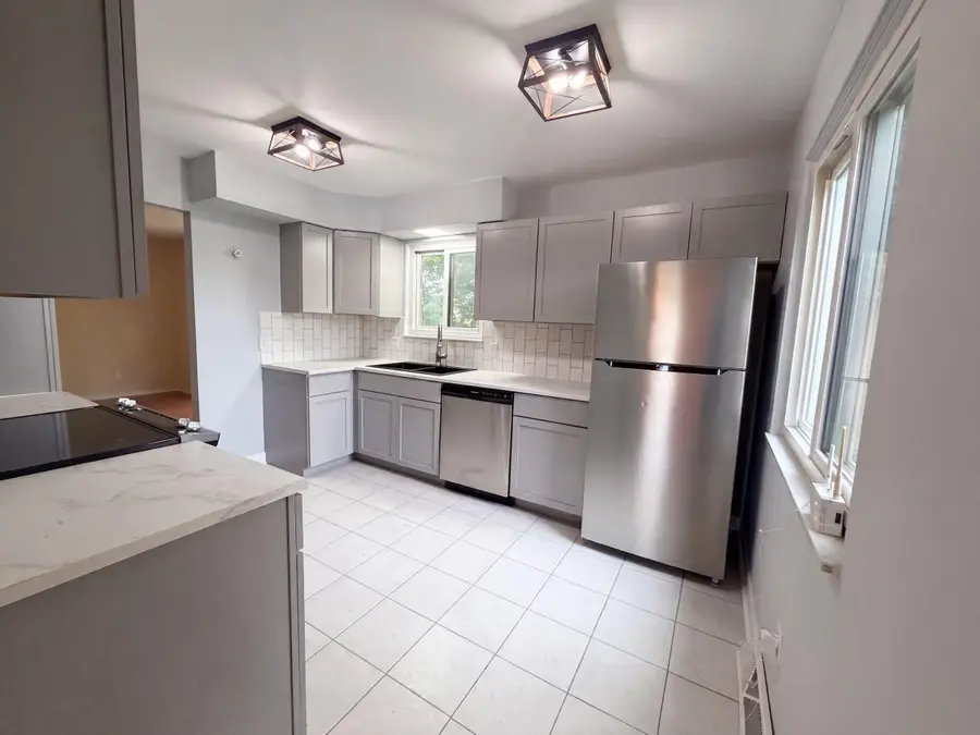 725 Lawson Drive, Westerville, OH 43081 - #2