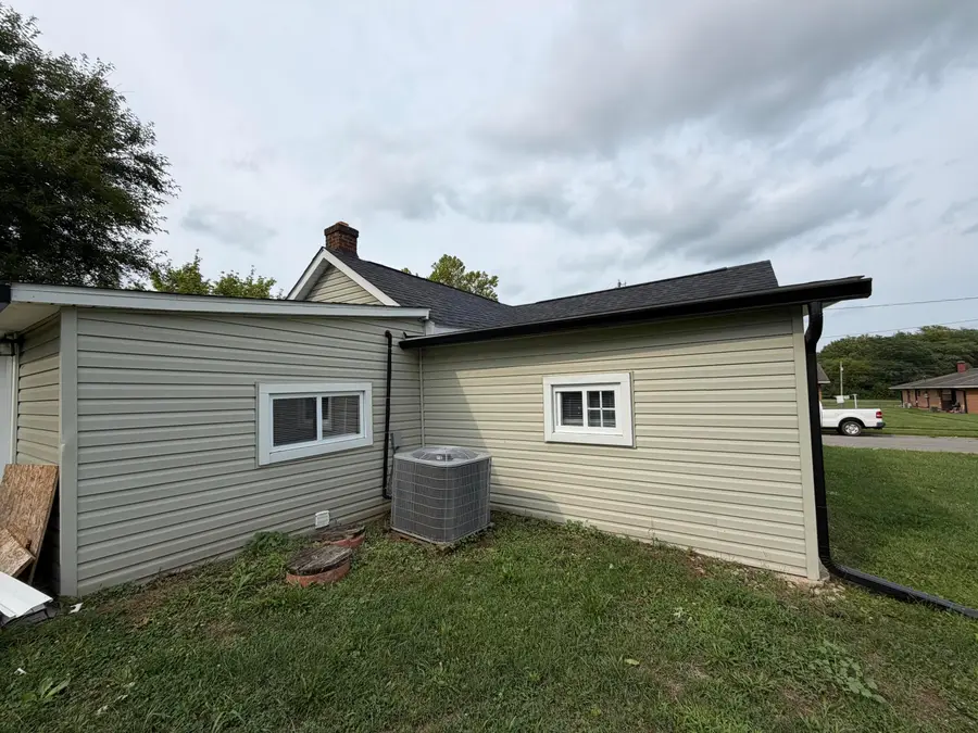 20 Fairview Avenue, London, OH 43140 - #2