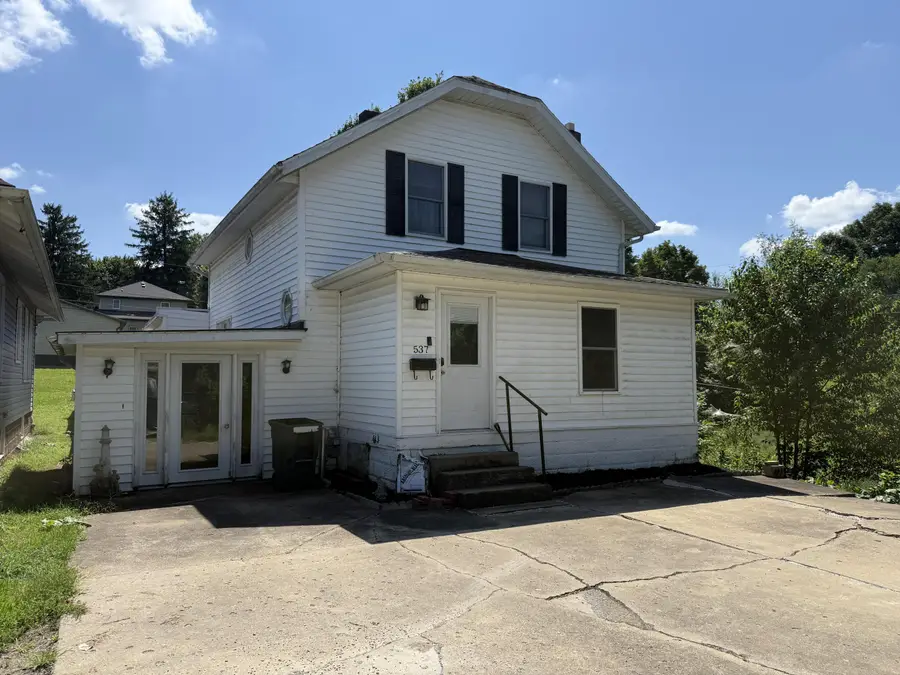 537 Harrison Street, New Lexington, OH 43764 - #3