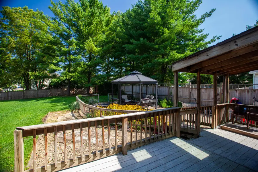 724 Hunters Run, Columbus, OH 43230 - #2