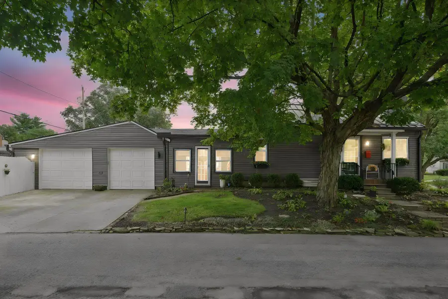 614 E Royal Forest Boulevard, Columbus, OH 43214 - #2