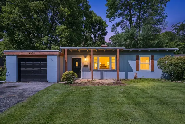 2458 Edgevale Road, Columbus, OH 43221