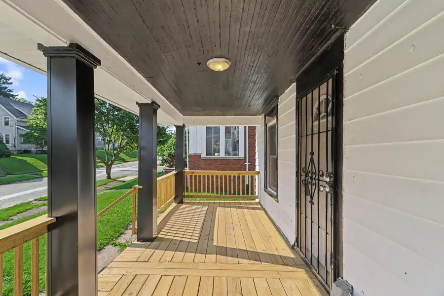 93 Helen Avenue, Mansfield, OH 44903 - #2