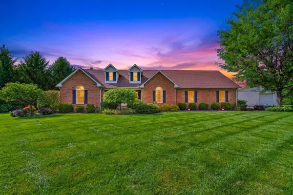 1369 Traci Lynn Court, Canal Winchester, OH 43110