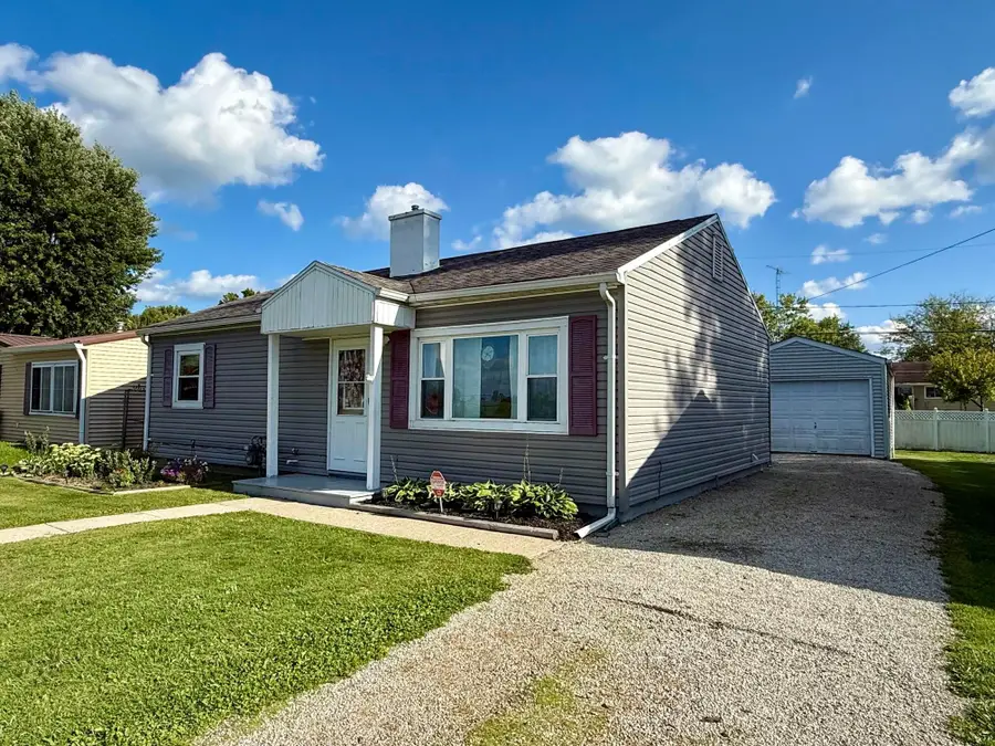 1427 E Southern Avenue, Bucyrus, OH 44820 - #2