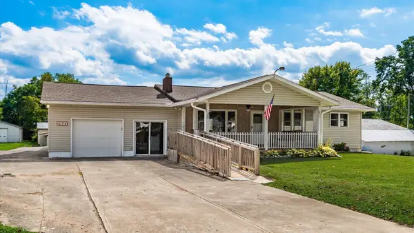 2910 S Pleasant Grove Road, Zanesville, OH 43701